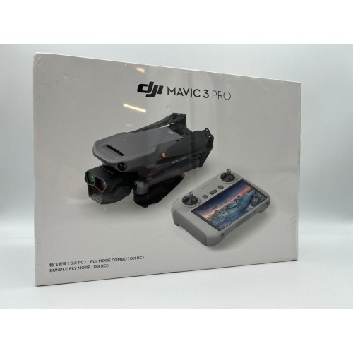Квадрокоптер DJI Mavic 3 Fly More Combo в Архангельске DJI RC / с экраном